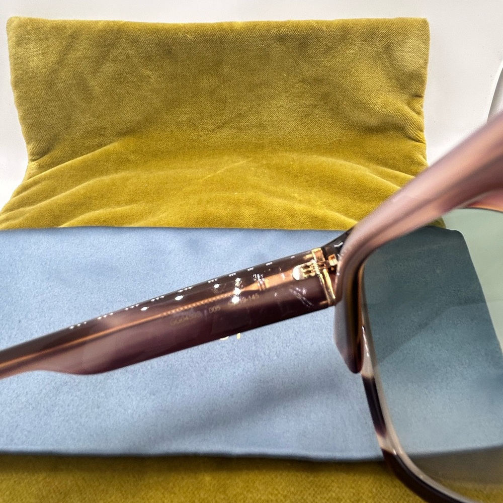 Gucci Women's Sunglasses - Picture 5 of 6